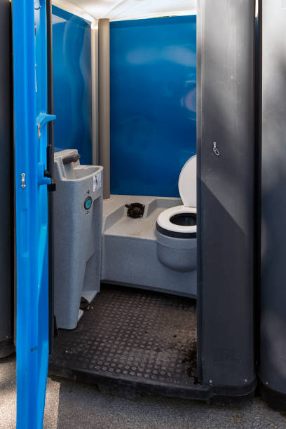 Best Portable bathroom rental  in Greenwood, IN