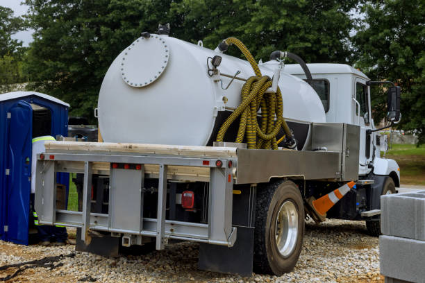 Best Portable toilet rental cost  in Greenwood, IN